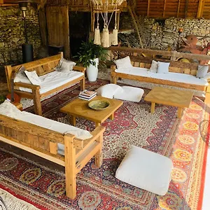 D'hotes Pech Blanc Bed & Breakfast